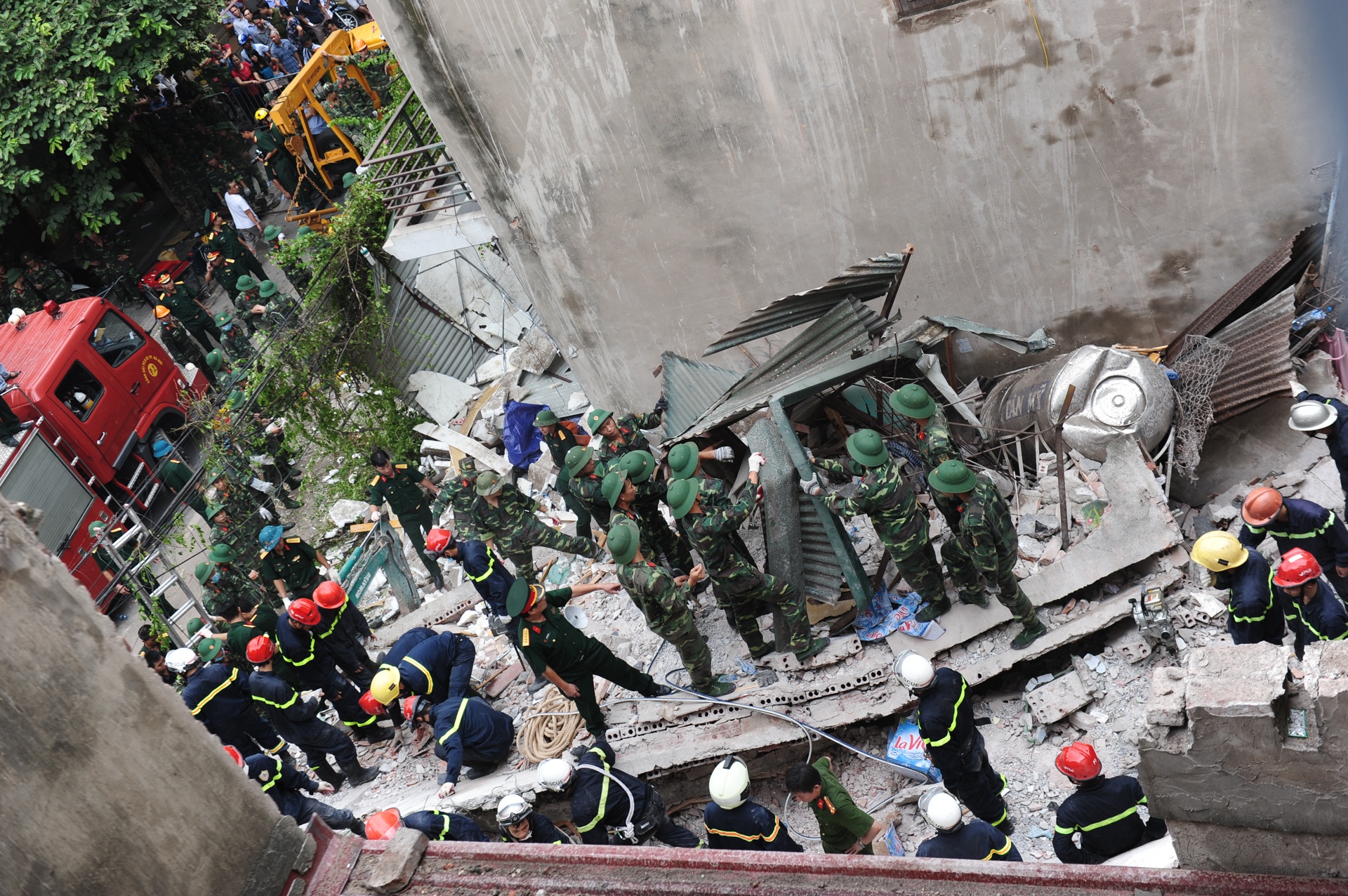 sập nhà ở Hà Nội ảnh 1 sap nha o Ha Noi anh 1