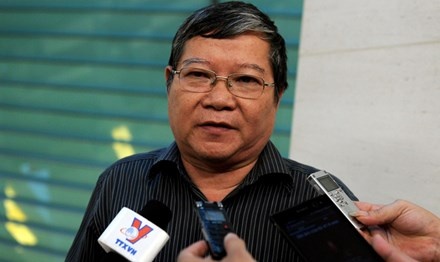 Hoi chung 'chuyen tau vet' truoc khi nghi huu hinh anh