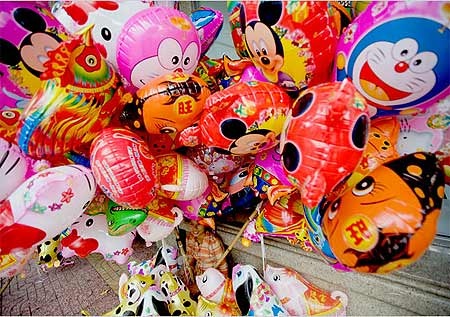 No bong trong dem trung thu lam 9 nguoi bi thuong hinh anh