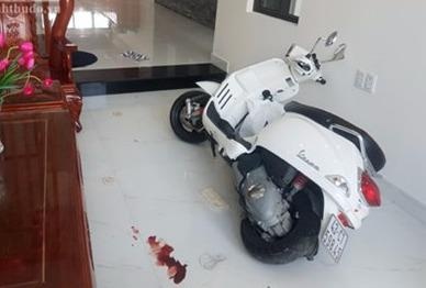 Bi cuop xong vao phong ngu khong che, doi cuong hiep hinh anh