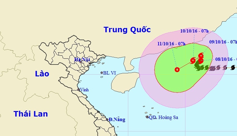 Bao so 6 tiep tuc doi huong quan thao tren Bien Dong hinh anh