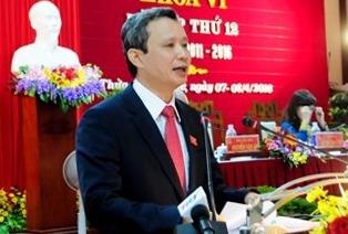 Ca nha lam quan: Bi thu Thua Thien - Hue noi gi? hinh anh