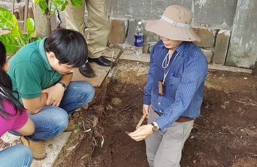 Phat hien nen dat la o khu vuc khao co tim mo Quang Trung hinh anh