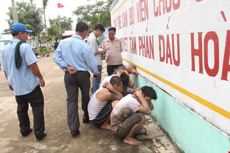 163 hoc vien dap pha, tron trai cai nghien o Dong Nai hinh anh