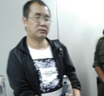 Khách Trung Quốc ăn trộm trên máy bay ảnh 2 Khach Trung Quoc an trom tren may bay anh 2