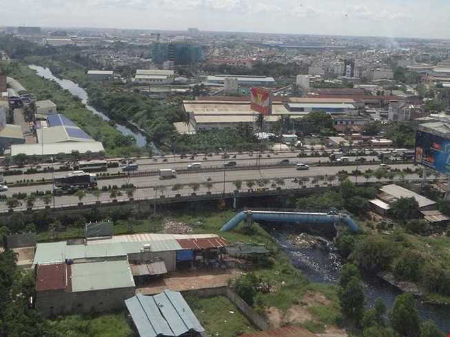 Mo duong ven kenh Tham Luong dai 31 km di qua 7 quan, huyen hinh anh