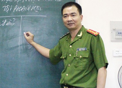 Chuyen ve tan giao su tre nhat luc luong CAND hinh anh