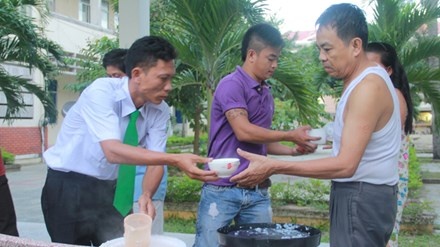Ga giang ho hoan luong, tra no doi sau nhung ngay dai thu an hinh anh