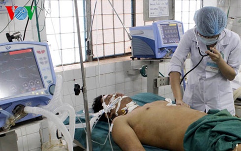 Bắn trọng thương công an ảnh 1 Ban trong thuong cong an anh 1