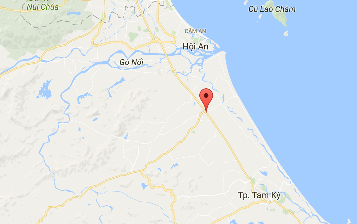 xe khach lao xuong ruong anh 2