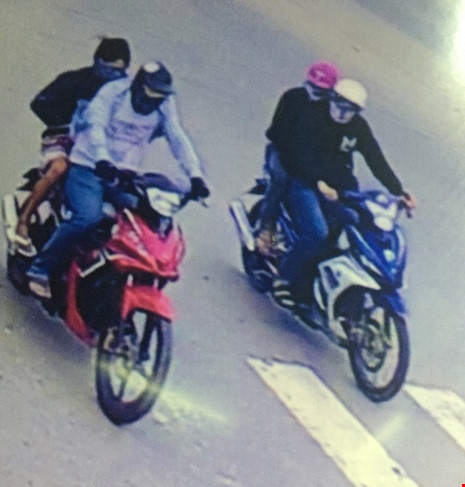 dùng súng cướp tiệm vàng ảnh 1 dung sung cuop tiem vang anh 1