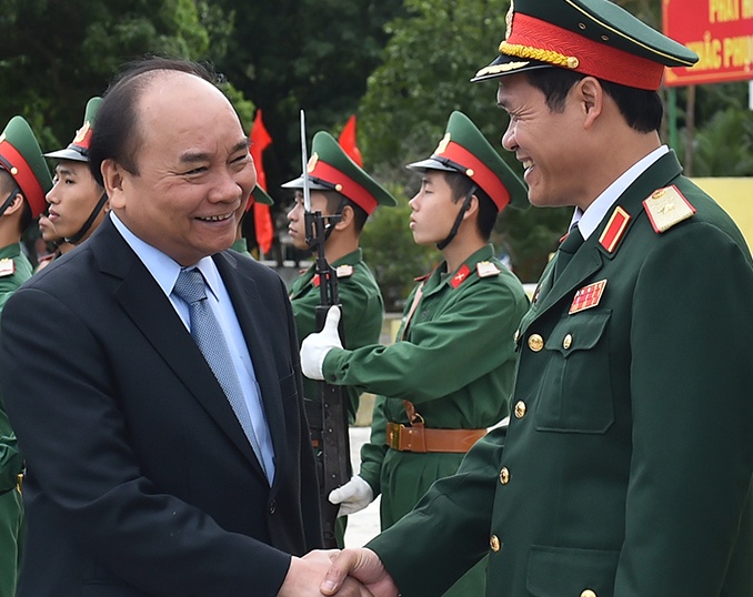 Thu tuong tham Lu doan bao ve tuyen dao Dong Bac To quoc hinh anh