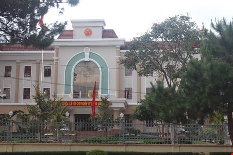 Van phong HDND Gia Lai: An uong, tiep khach 3,2 ty dong hinh anh