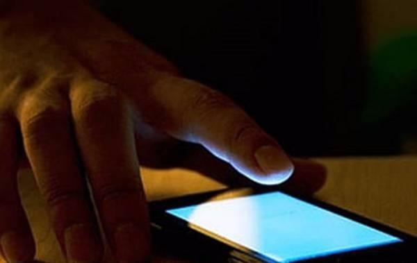 Nhan tin khung bo, tong tien 300 trieu dong hinh anh