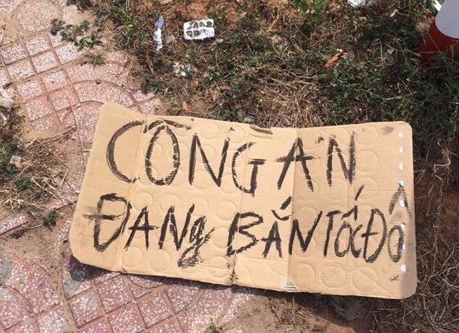 Bang 'Cong an dang ban toc do' anh 1