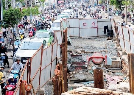 Lap camera tai diem nong thi cong giup dan ne un tac hinh anh