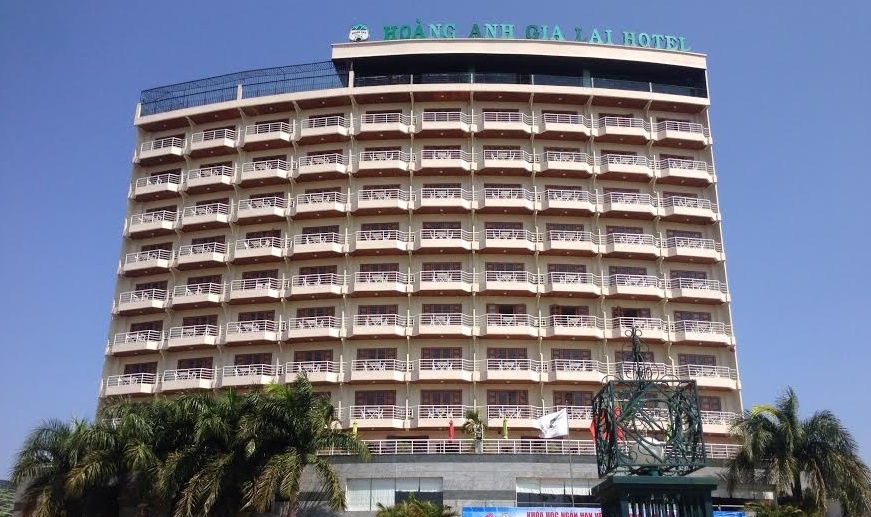 Nhay tu tang 12 khach san, nam thanh nien tu vong hinh anh