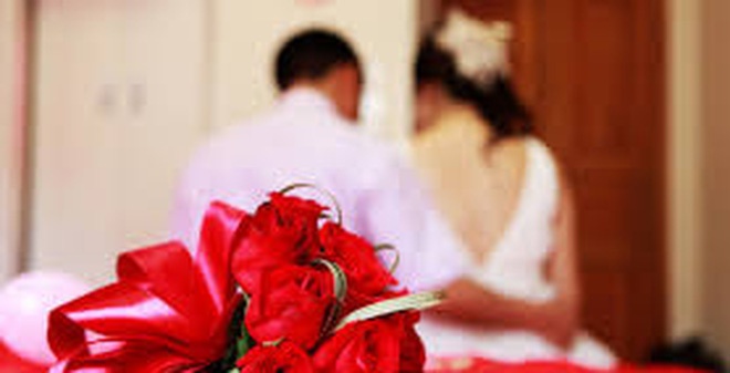 Danh trao tan binh sinh doi de ve nha cuoi vo hinh anh