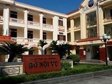 Giam doc So Noi vu Hai Duong dac cach bo nhiem con trai hinh anh