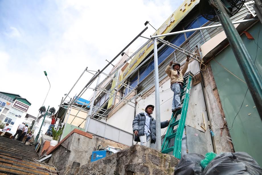 lấn chiếm vỉa hè ảnh 2 lan chiem via he anh 2