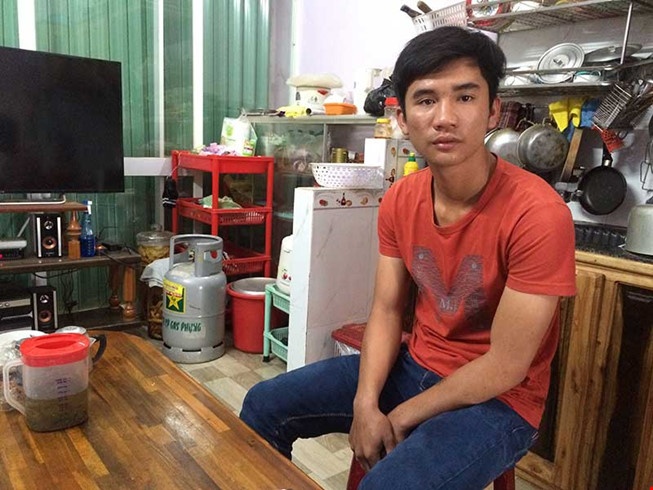 Bat ngoai tinh tai tran, co nguy co bi khoi to hinh anh