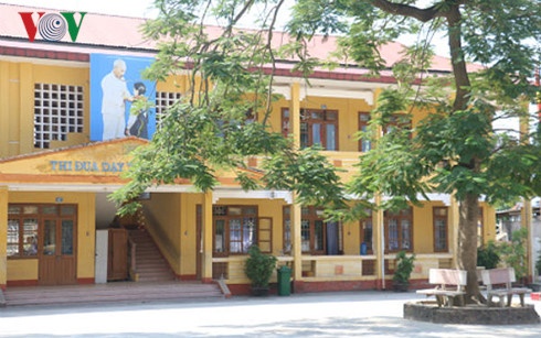 Mang án vẫn đến lớp dạy học ảnh 1 Mang an van den lop day hoc anh 1
