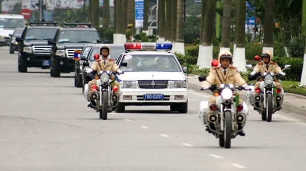 Gan 200 phuong tien tham gia dan doan phuc vu APEC hinh anh