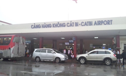 Duong cat ha canh san bay Cat Bi 'het dat', xuat hien hu hong hinh anh