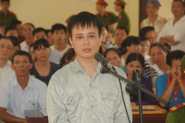 Lua dao chiem doat 50 kg vang anh 1