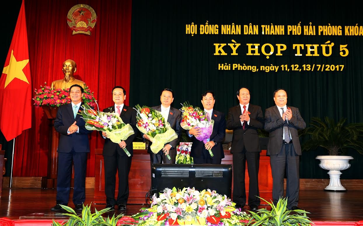 TP Hai Phong co them hai pho chu tich UBND hinh anh