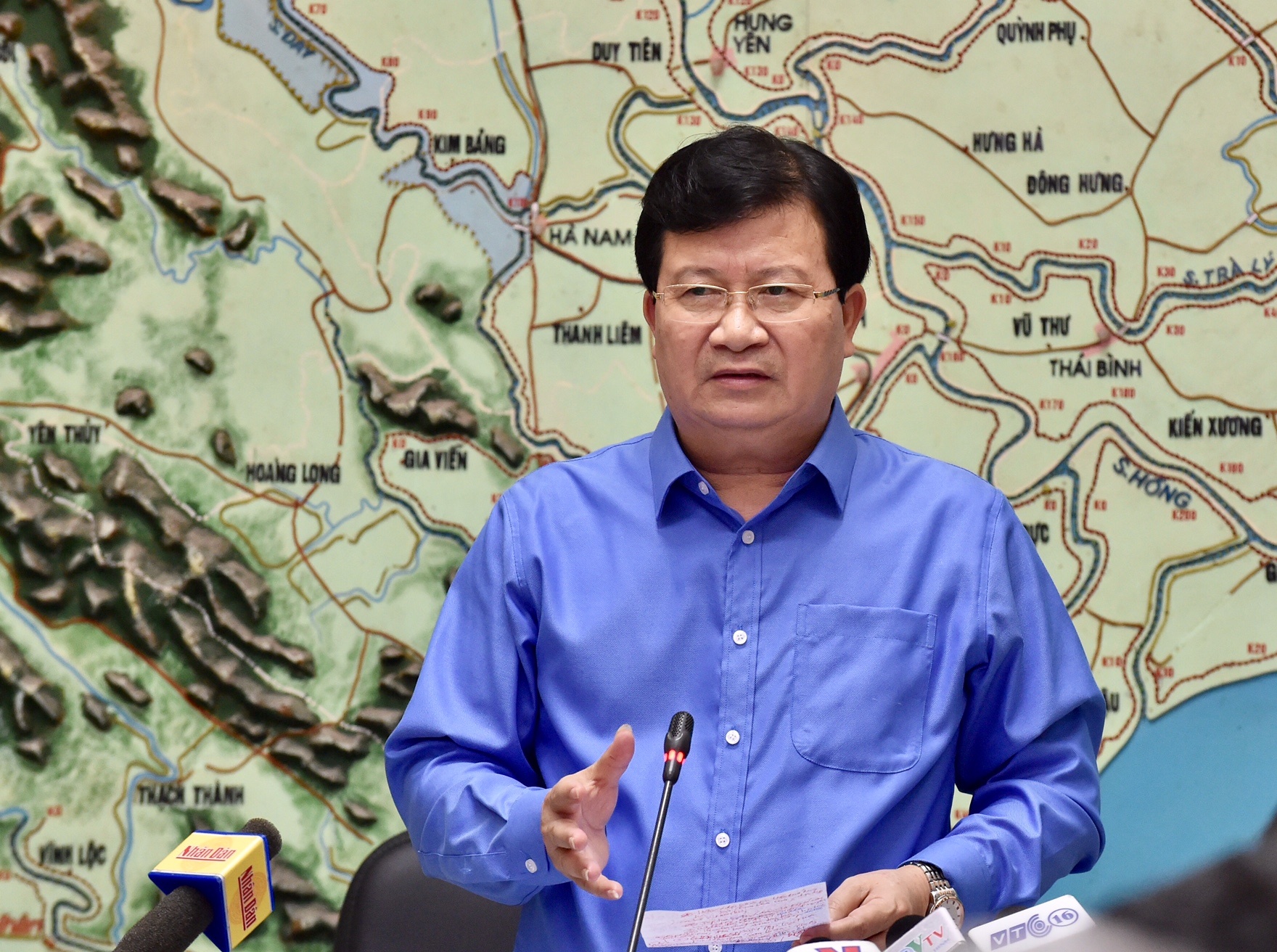 Tàu chở than chìm tại Cửa Lò ảnh 1 Tau cho than chim tai Cua Lo anh 1