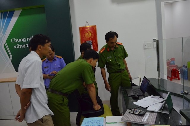 Cướp ngân hàng ảnh 2 Cuop ngan hang anh 2