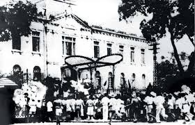 cach mang thang Tam 1945 anh 1