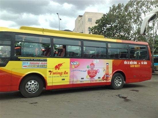 TP.HCM se thu 200 ty tu quang cao tren 2.000 xe buyt hinh anh