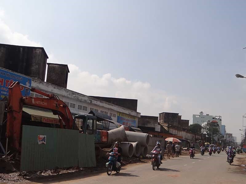 TP.HCM xem xet cap phep cho nha tren cong hinh anh