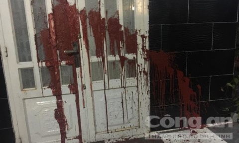 cồn đồ khủng bố con nợ ảnh 1 con do khung bo con no anh 1