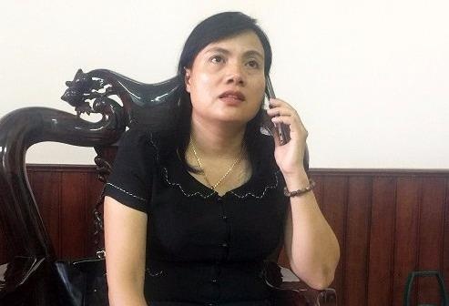 Pho chu tich huyen di giao luu truoc ‘sieu bao’ bi nu Bi thu goi ve hinh anh