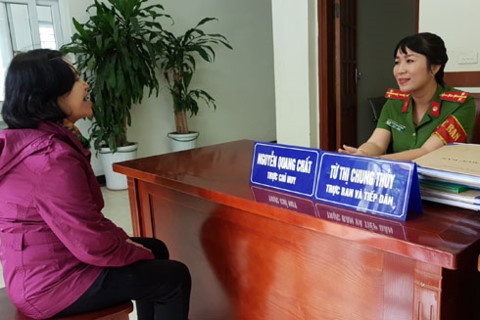 Những bông hồng thép ảnh 1 Nhung bong hong thep anh 1
