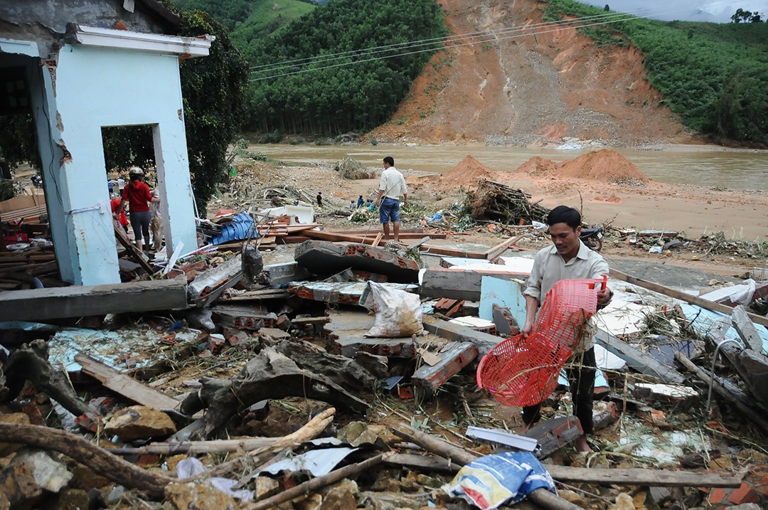 sat lo dat o Bac Tra My anh 2