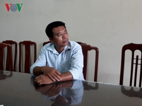 Dùng búa đinh phá két sắt ảnh 1 Dung bua dinh pha ket sat anh 1