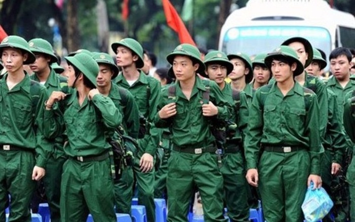 Hai thanh nien bi truy to vi tron kham nghia vu quan su hinh anh