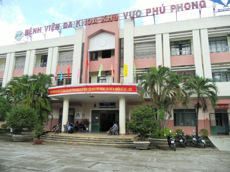 Bi to tuyen hang loat nguoi nha, Giam doc benh vien noi gi? hinh anh