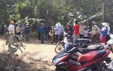 Phat hien thi the be gai 20 ngay tuoi o bai rac hinh anh