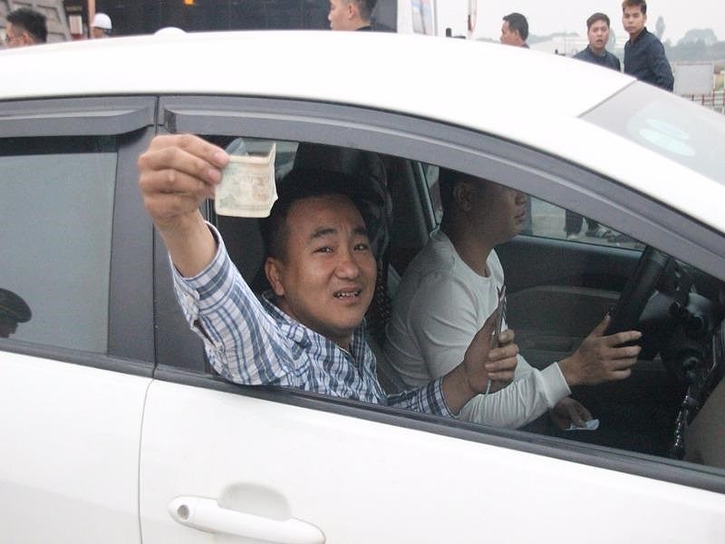 To cong tac Chinh phu: Ra soat muc phi tai cac tram BOT hinh anh