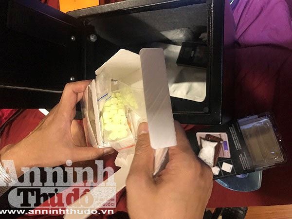 Buon ban ma tuy anh 3