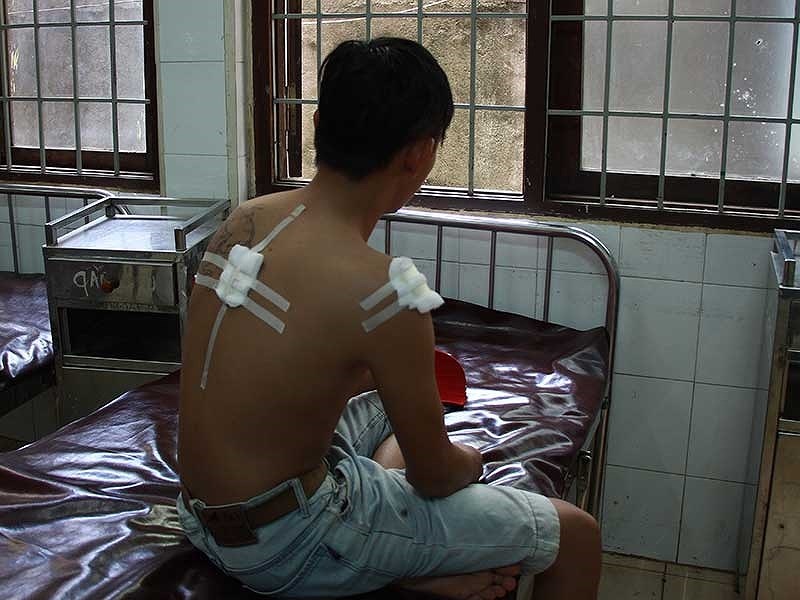 giao súng cho công an xã ảnh 1 giao sung cho cong an xa anh 1