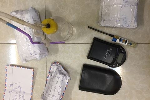 trang bi hung khi buon ma tuy anh 2