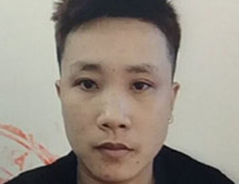 Om mong 'dai phau co the', co gai nhan chuyen hang 8 kg ma tuy da hinh anh