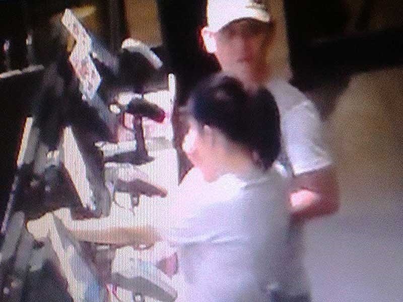 Khong tra iPhone bo quen trong tiem McDonald’s hinh anh