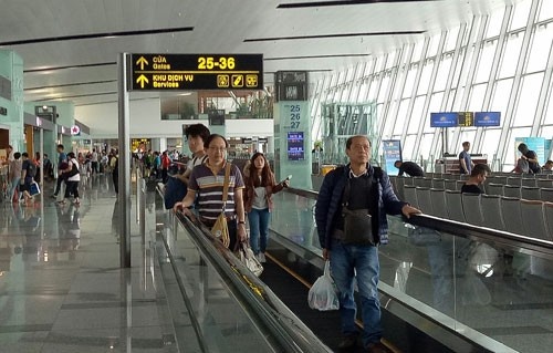 Bi cam bay van sang duoc Nga bang... hang khong hinh anh